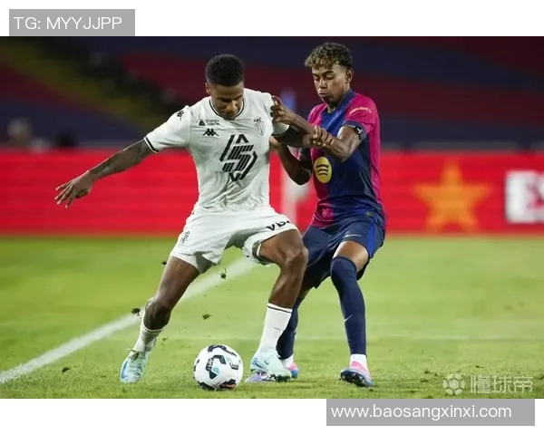 巴萨在甘伯杯中展现实力新赛季前的精彩对决与期待