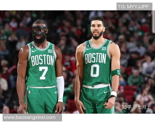 凯尔特人对决骑士的精彩较量揭示了NBA季后赛的激烈竞争与球队实力的较量